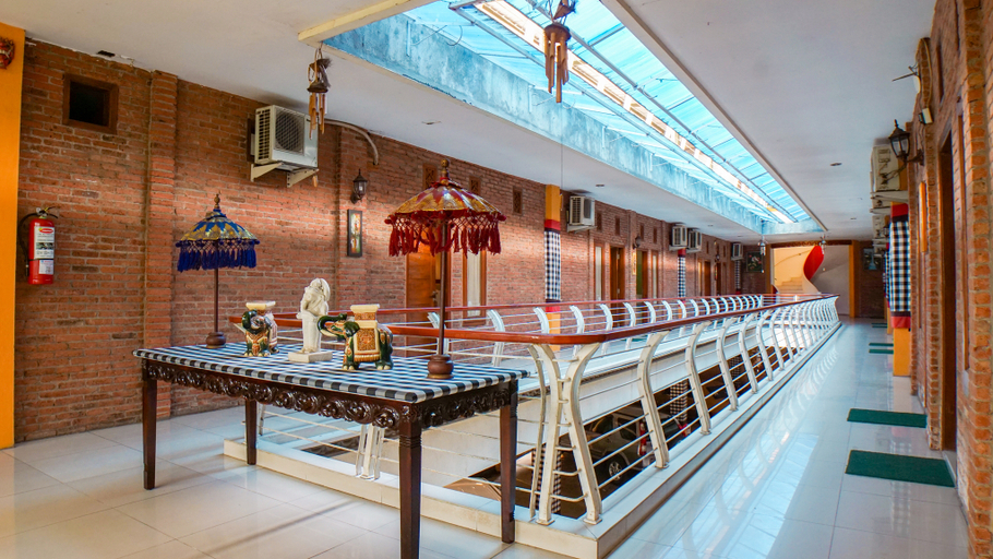 Food & Drinks, Horton Hotel Cirebon, Cirebon