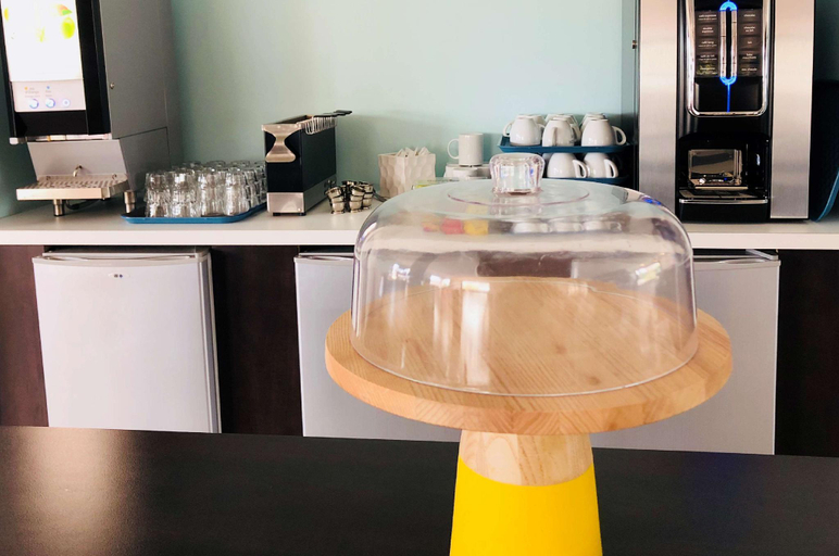 Food & Drinks 4, Kyriad Avignon - Cap Sud, Vaucluse
