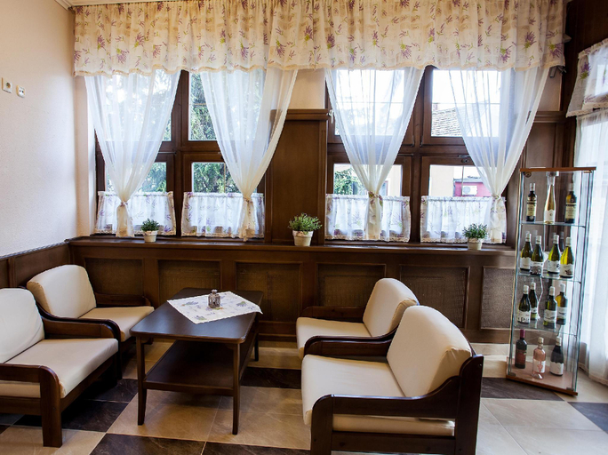 Public Area, Hotel Bacchus, Hévíz/Keszthely