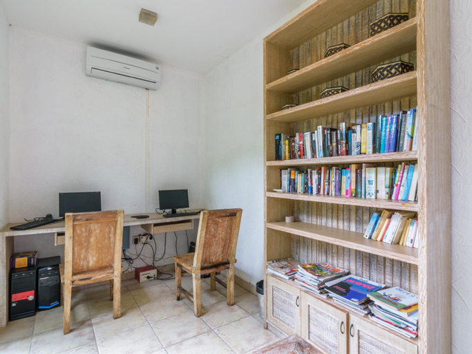 Public Area 4, Artemis Villa and Hotel, Badung