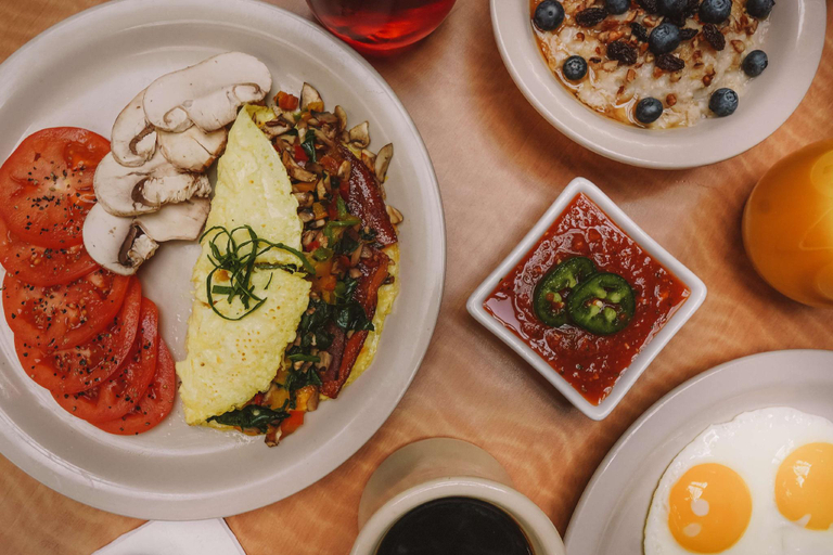 Food & Drinks 5, Embassy Suites by Hilton Lubbock, Lubbock
