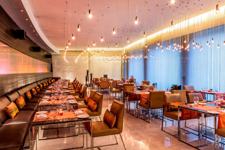 Food & Drinks 5, The Park New Delhi Hotel, West