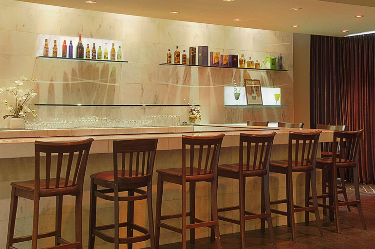 Food & Drinks 4, Ramada by Wyndham Los Angeles/Wilshire Center, Los Angeles