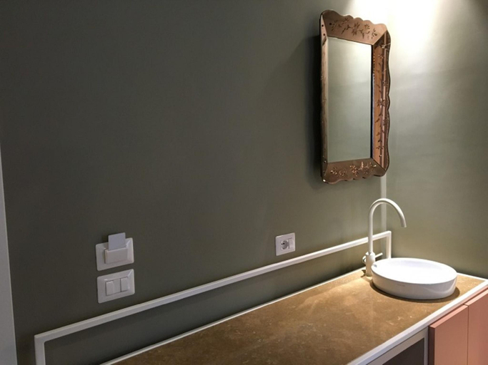 Bathroom 4, Accademia, Rome