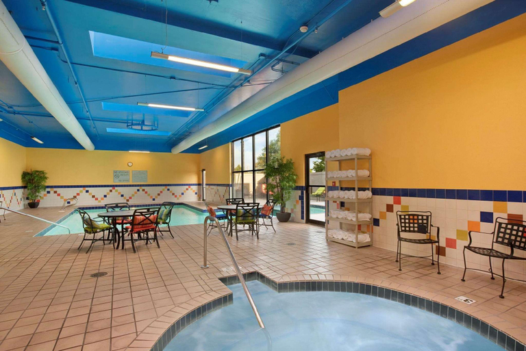 Food & Drinks 5, DoubleTree by Hilton Springfield, Greene