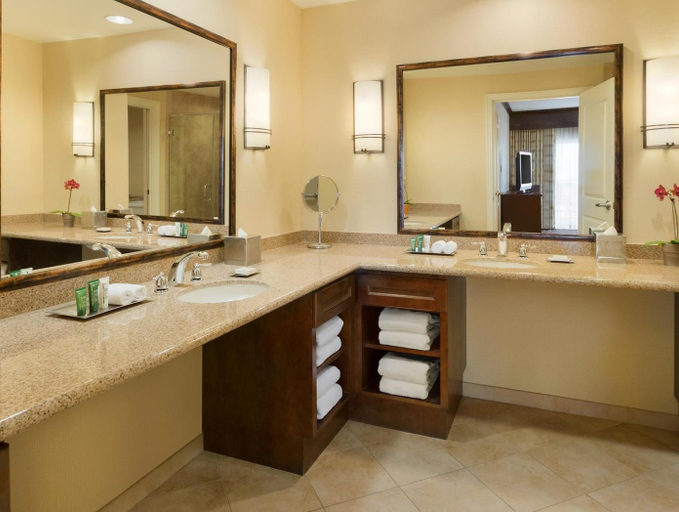 Bathroom 4, Hilton Phoenix Airport, Maricopa