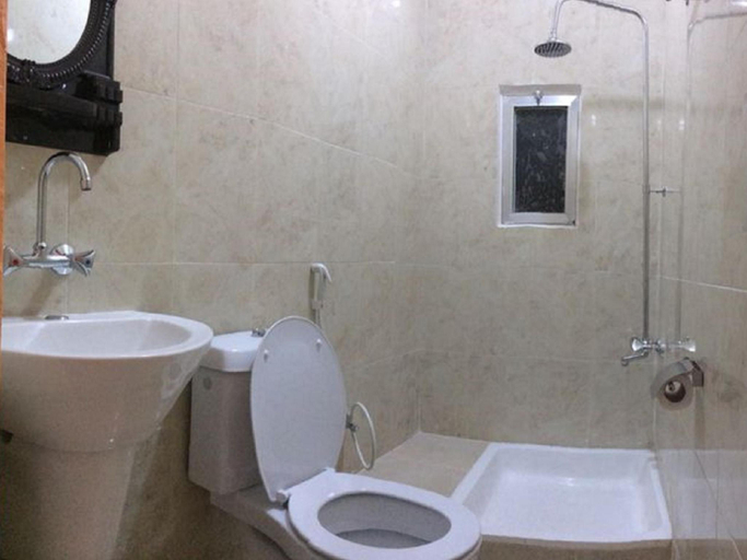 Bathroom 3, Mussa Spring Hotel, Wadi Musa