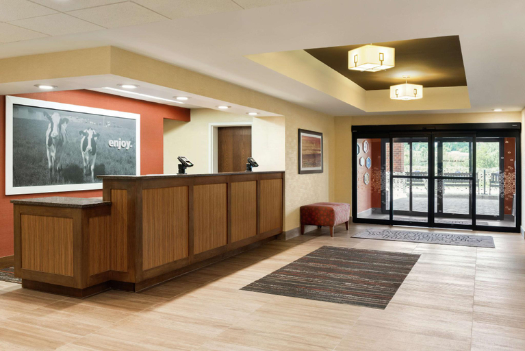 Public Area 2, Hampton Inn by Hilton West Des Moines Lake Drive, Dallas
