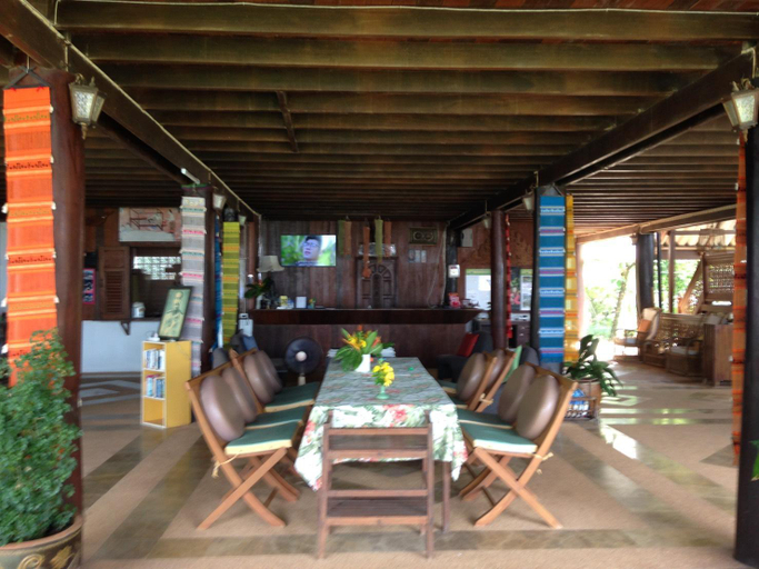 Public Area 2, Ruen Thai Rim Haad Resort, Muang Rayong