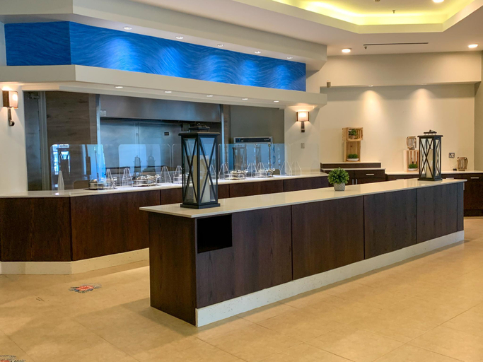 Public Area 2, Embassy Suites by Hilton Dorado del Mar Beach Resort