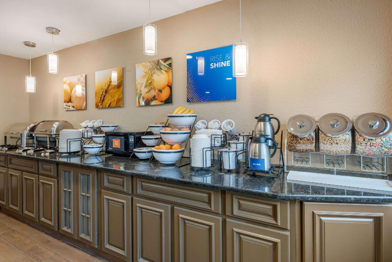 Food & Drinks 3, Comfort Inn Indianapolis South, Marion