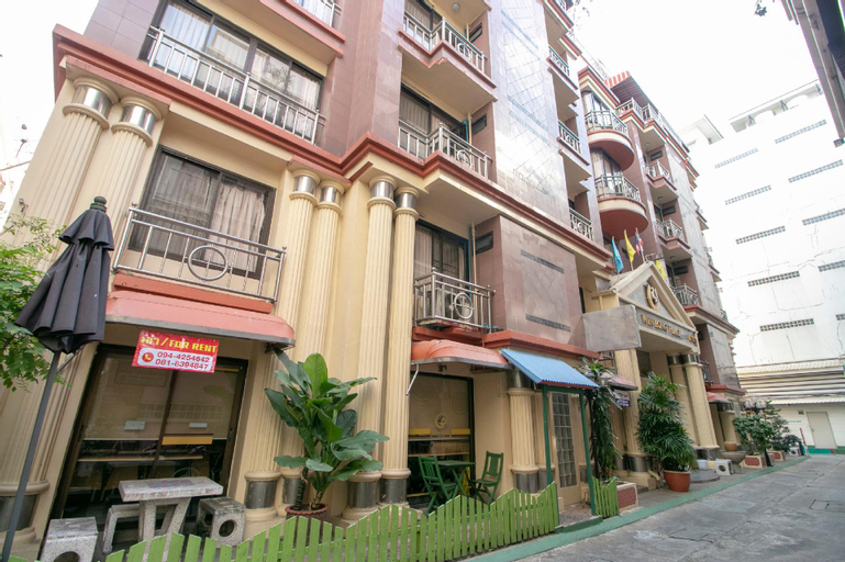 Exterior & Views 2, Super OYO 75385 Hotel Win Long, Khlong San