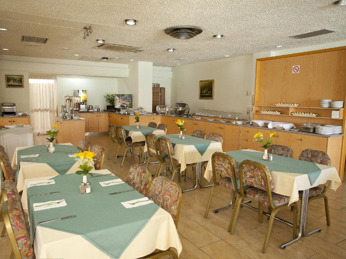 Food & Drinks 5, Pefkos City Hotel