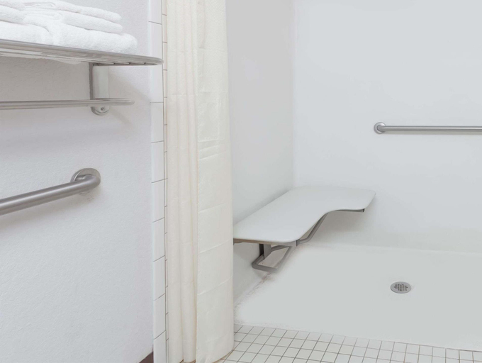 Bathroom 3, Microtel Inn & Suites By Wyndham Ardmore, Carter
