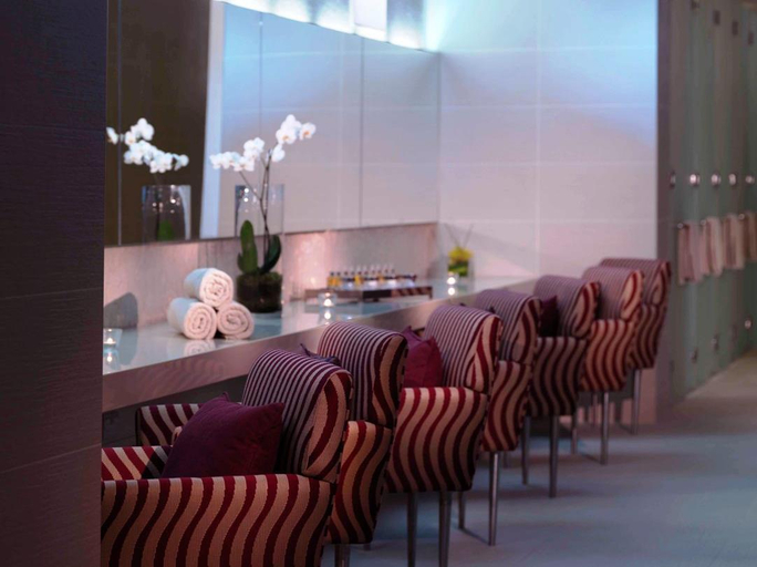 Food & Drinks 5, Radisson Blu Hotel, Abu Dhabi Yas Island, Yas Island