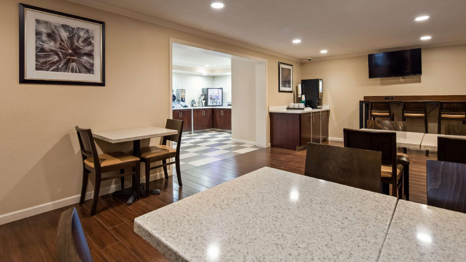 Others 5, SureStay by Best Western Lakeview, Lake