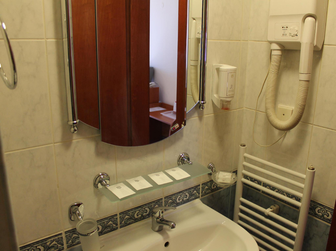 Bathroom 3, Elegant Hotel, Bansko