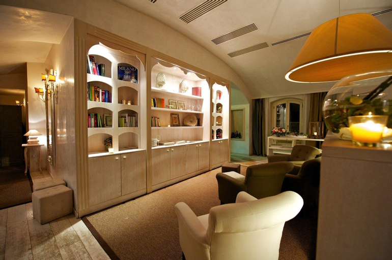 Public Area 4, Grand Visconti Palace, Milano