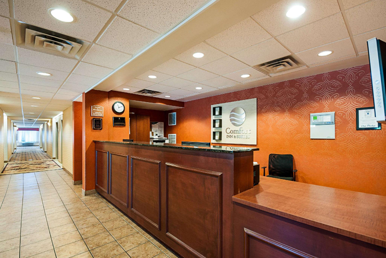 Public Area 3, Comfort Inn & Suites Cambridge, Dorchester