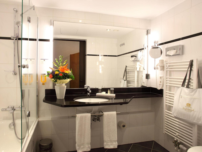 Bathroom 5, Best Western Premier Parkhotel Bad Mergentheim, Main-Tauber-Kreis