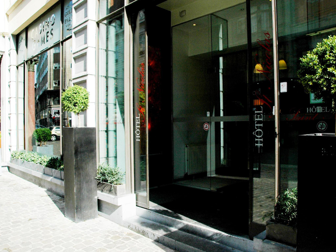 Others 4, Craves Hotel, Bruxelles