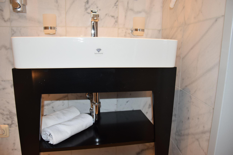 Bathroom 4, Atel Hotel Lasserhof, Salzburg
