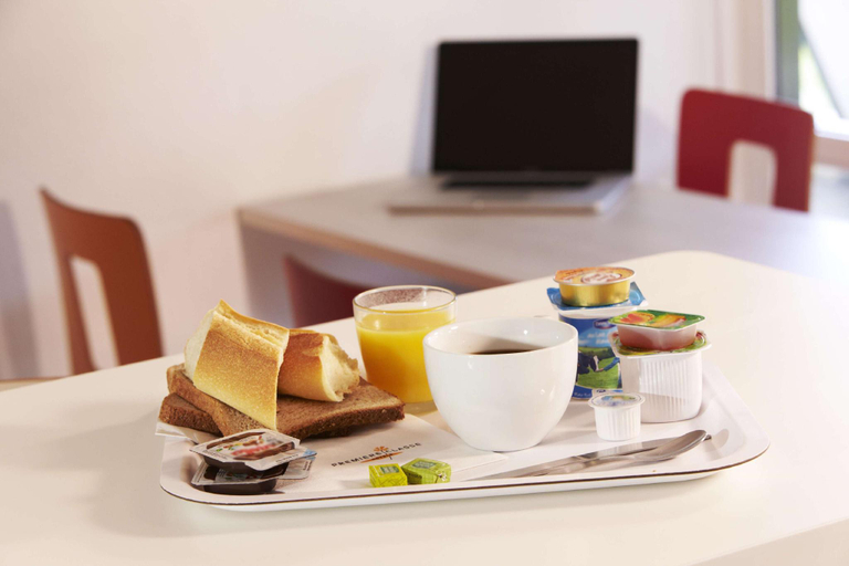 Food & Drinks 3, Hotel Premiere Classe Melun Senart - Vert Saint Dennis, Seine-et-Marne