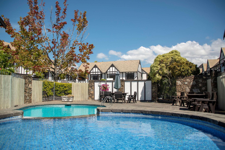 Sport & Beauty 2, Scenic Hotel Cotswold, Christchurch