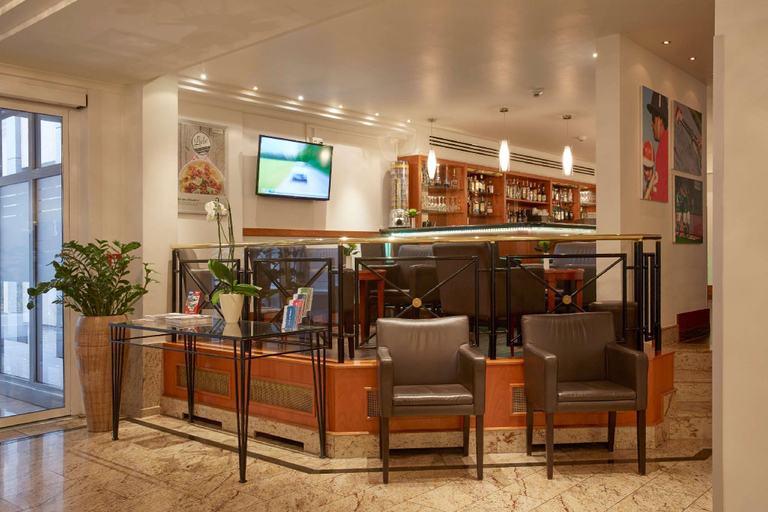 Public Area 3, H4 Hotel Frankfurt Messe, Frankfurt am Main