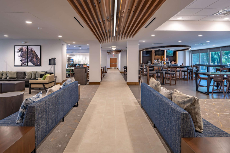 Food & Drinks 5, DoubleTree by Hilton Dallas - Farmers Branch, Dallas