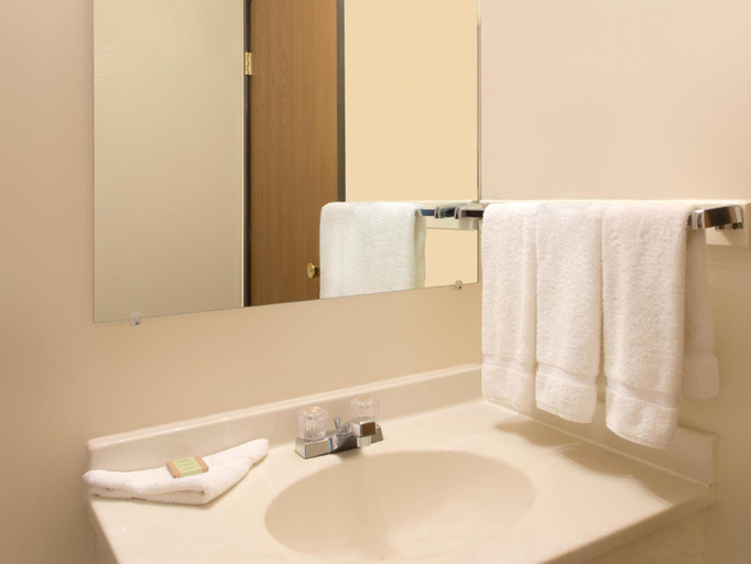 Bathroom 4, Super 8 By Wyndham Cortez/Mesa Verde Area, Montezuma