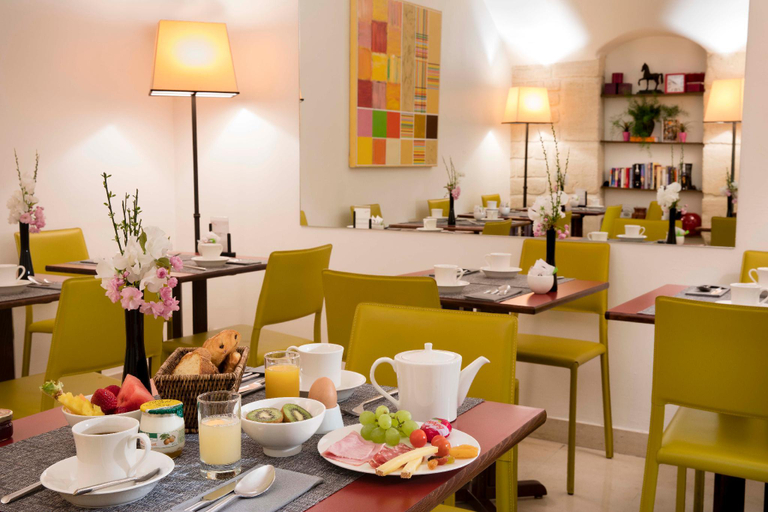 Others 4, Vignon Hotel, Paris