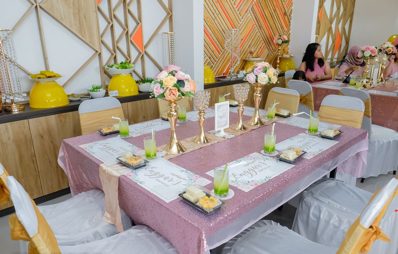 Food & Drinks 5, Bell's Place Hotel, Bogor