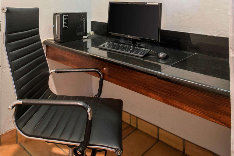 Public Area 2, Quality Inn & Suites Jacksonville-Baymeadows, Duval