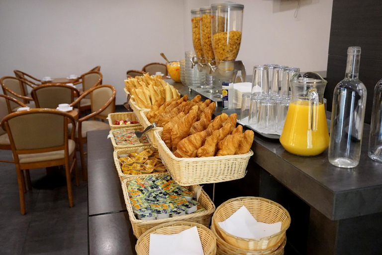 Food & Drinks 5, Hotel Liege-Strasbourg, Paris