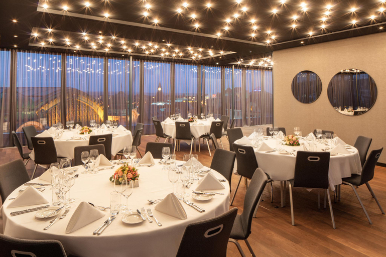 Food & Drinks 5, Hotel Victoria, Basel