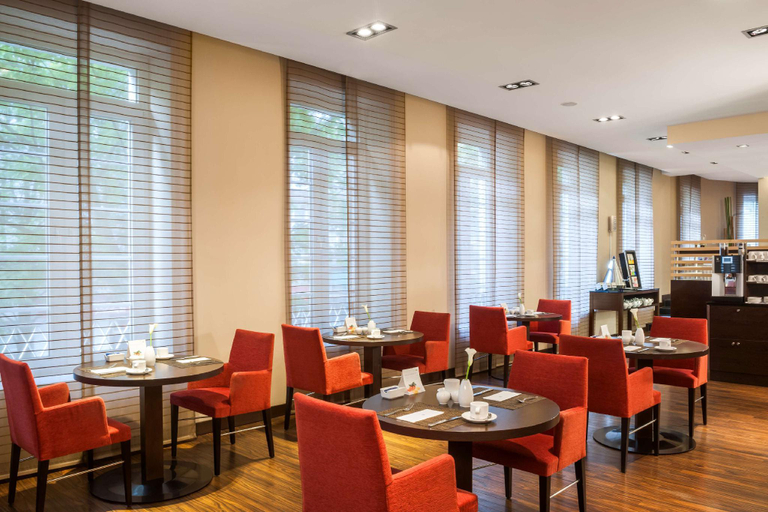 Food & Drinks 5, NH Duesseldorf Koenigsallee, Düsseldorf