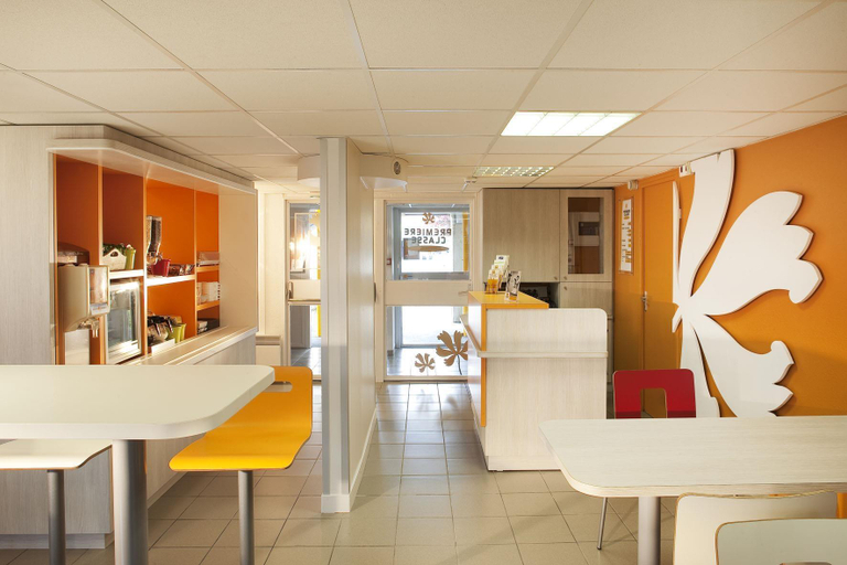 Food & Drinks 3, Premiere Classe Marne La Valle Chelles, Seine-et-Marne