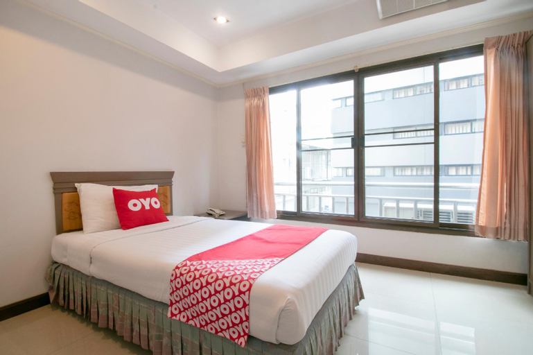 Bedroom 3, Win Long Place managed by Win Long, Khlong San