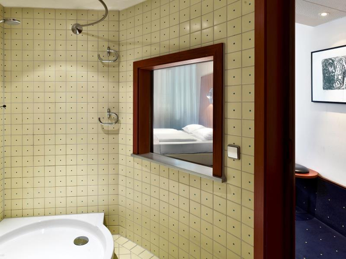 Bathroom 4, Penck Hotel Dresden, Dresden