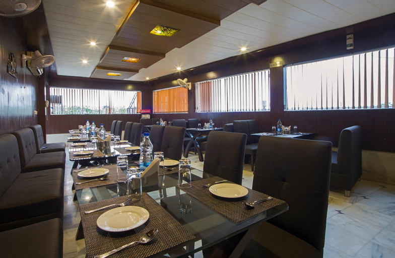 Food & Drinks 5, Ajanta Delhi, West
