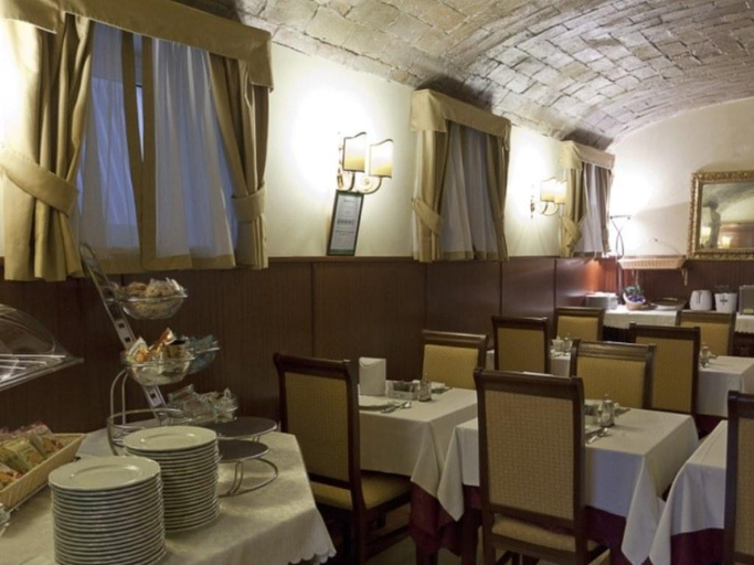 Food & Drinks 5, Aurelius Art Gallery Hotel, Rome