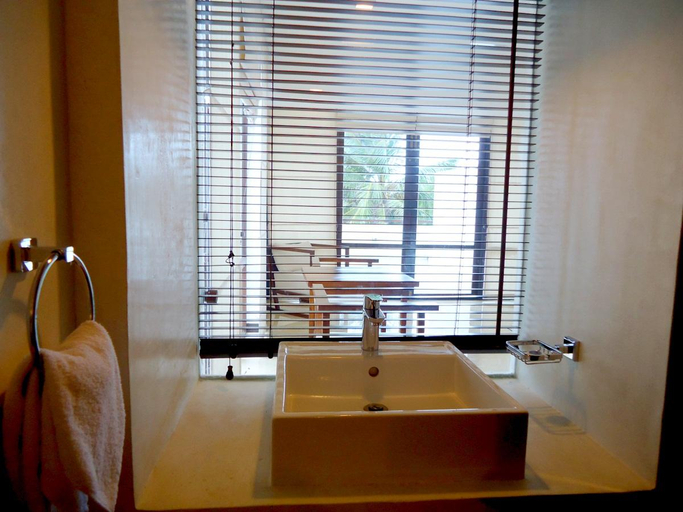 Bathroom 4, Goldi Sands Hotel, Negombo