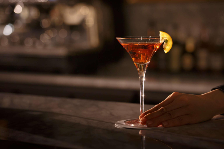 Food & Drinks 15