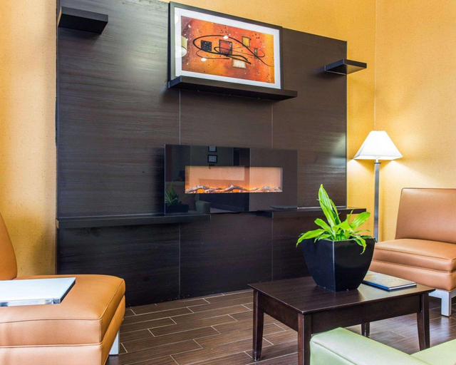 Public Area 2, Quality Inn Lincolnton, Lincoln