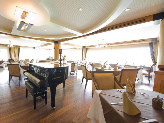 Food & Drinks 5, Hotel Chateau Bromont, La Haute-Yamaska