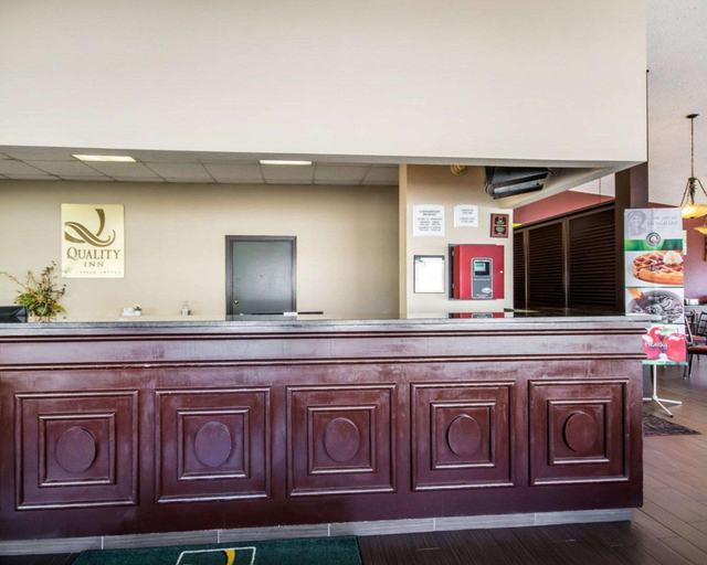 Public Area 2, Quality Inn & Suites Elizabethtown, Hardin