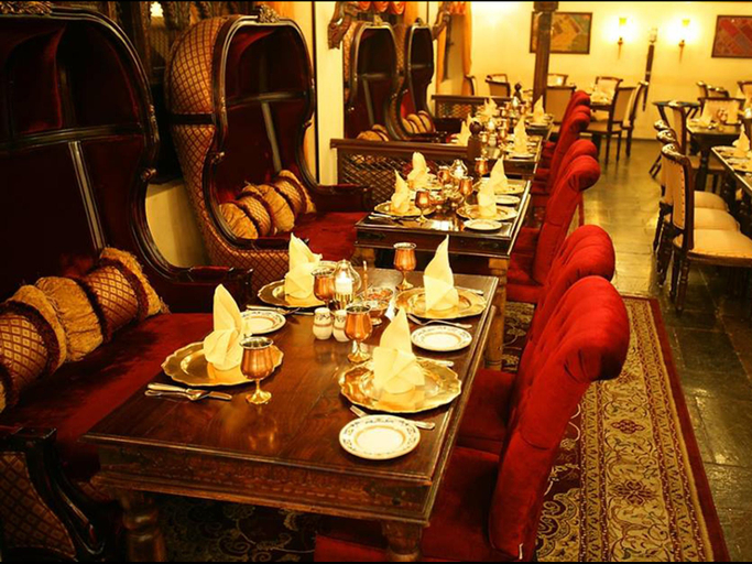 Food & Drinks 5, Arabian Courtyard Hotel & Spa, Dubai