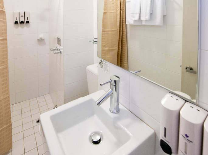 Bathroom 5, Park Regis City Centre, Sydney