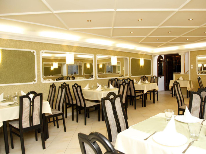 Food & Drinks 3, Hotel Passzio Panzio, Budapesti